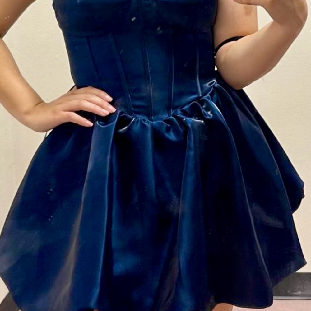 Elegant Blue Strapless Dress